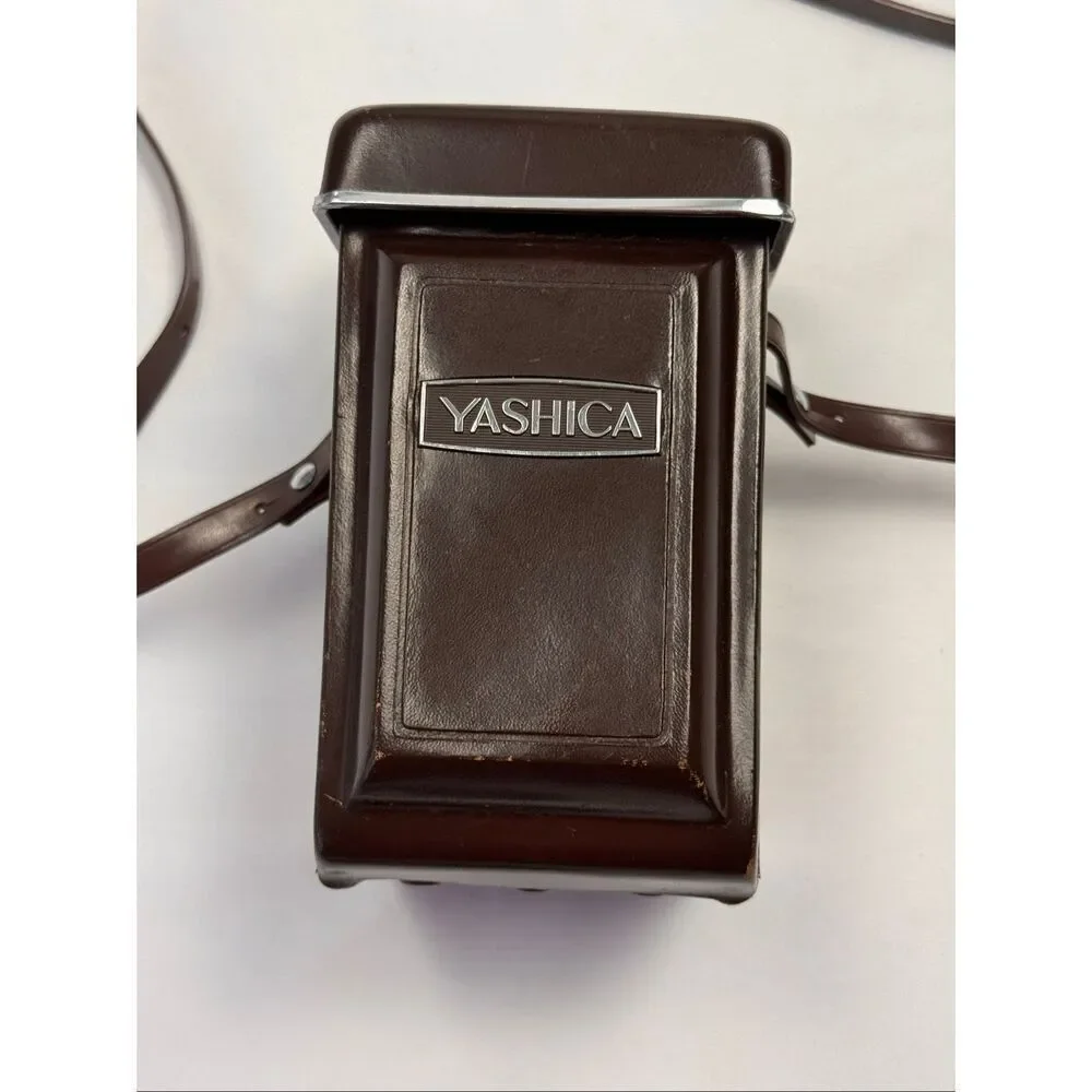 Vintage Yashica Twin Lens Reflex Camera Ever-Ready Case/Brown